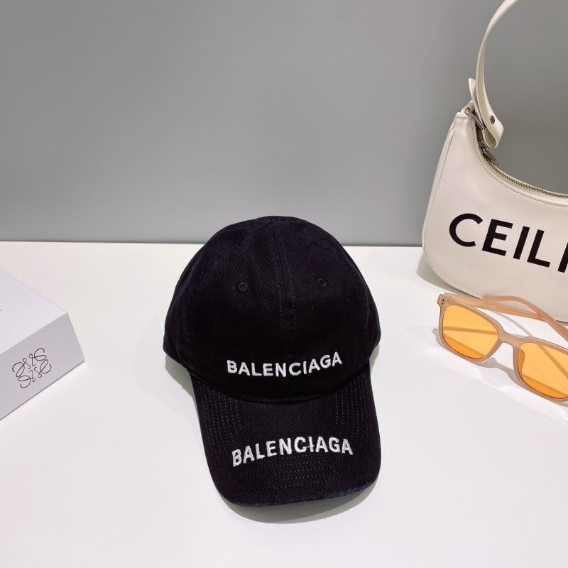 BALENCIAGA